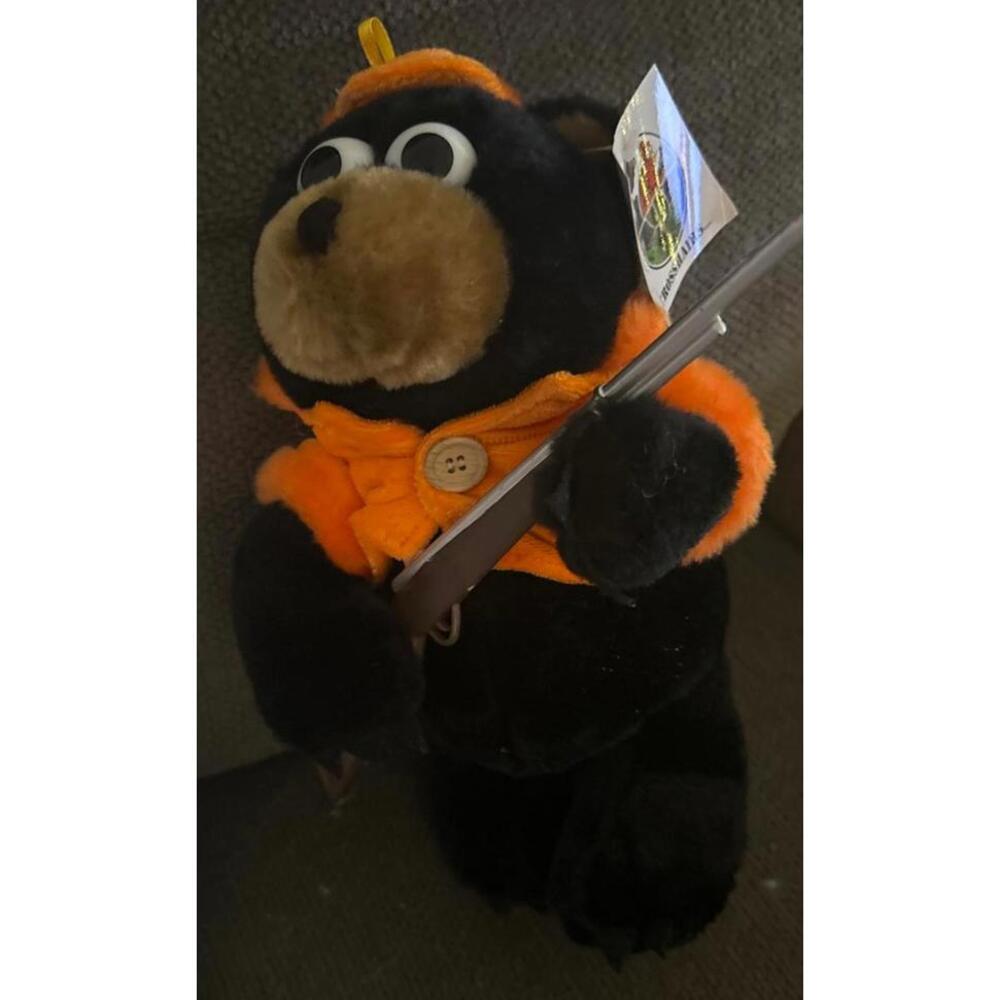 Vintage Crosshairs Hunting Bear Plush Stuffed Toy 2001 New with Tag